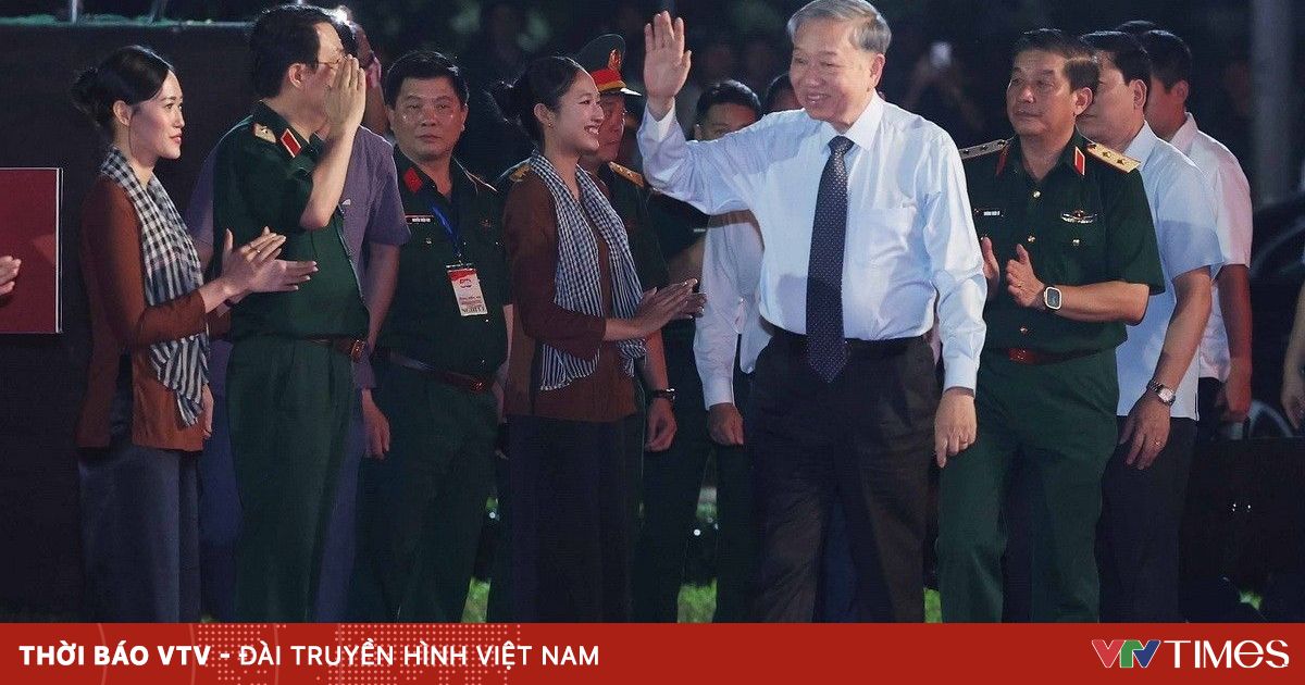 Ttxvn Tong Bi Thu To Lam Dat Nuoc Tron Niem Vui 4 49995144026596379647986 30521620778966155638459.Jp