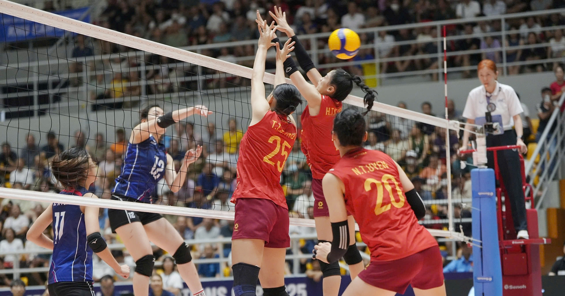 Truc Tiep Bong Chuyen Nu Viet Nam 1 0 Hong Kong Tq Avc Nations Cup 2025 93379