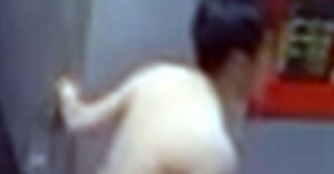 Truy Tim Nguoi Dan Ong Thoat Y Duoi Theo Co Gai Trong Dem O Ha Noi 72112