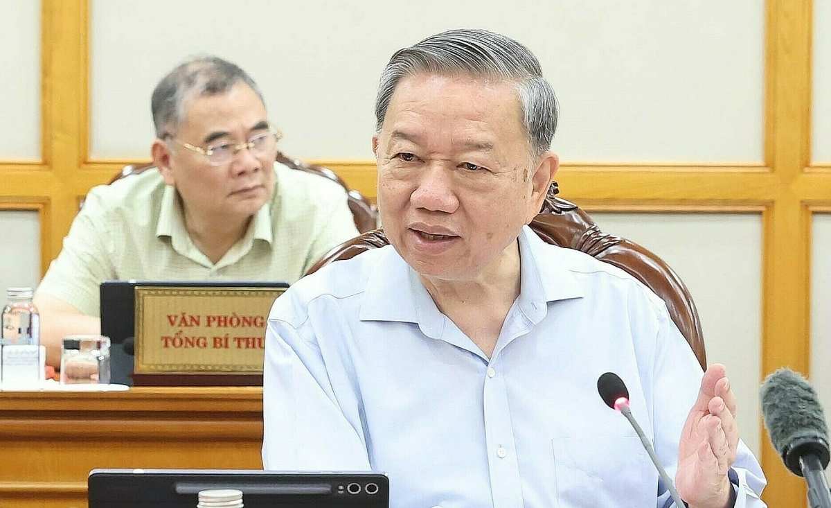 Vna Potal Tong Bi Thu Chu Tri 6245 4942 1749198925