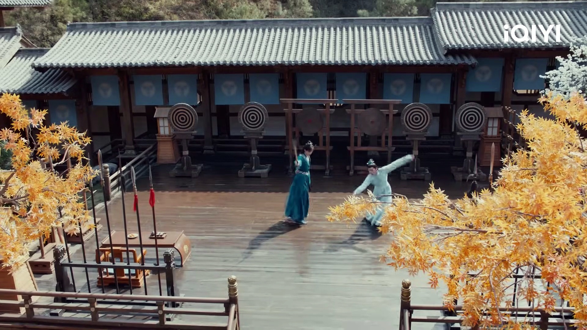 【Full】Love Is An Accident Ep03_Li Chuyue Is Hunted Down _ 花溪记 _ Iqiyi