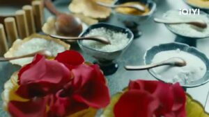 【Full】Love Is An Accident Ep04_Li Chuyue Pretended To Be An Jingzhao S Fiancée _ 花溪记 _ Iqiyi
