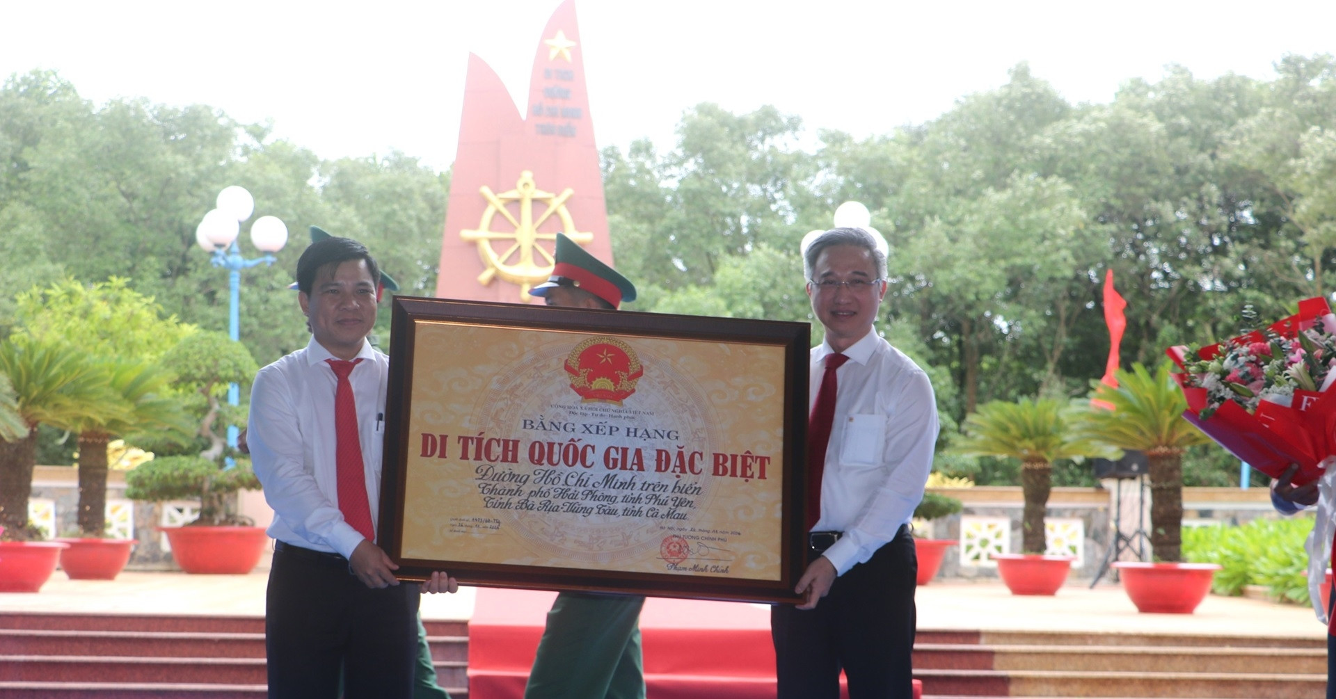 Ben Loc An Duong Ho Chi Minh Tren Bien La Di Tich Quoc Gia Dac Biet 74473