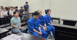 Bi Kich Xay Ra Khi Nguoi Phu Nu O Ha Noi Treo Co Tu Tu Do Bi Danh Ghen Doi No 79415