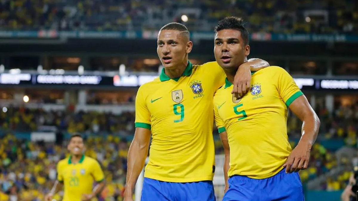 Brazil2005 17477552154281258461639 0 0 393 700 Crop 17495988652691969180330
