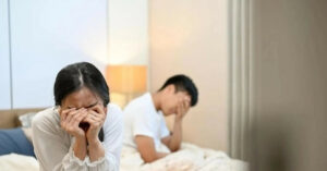 Chong Than Nhien Ngoai Tinh Voi Bo Tren O To Mua Bang Tien Muon Bo Me Vo 593528Dff0Bf4A8F95897269A35