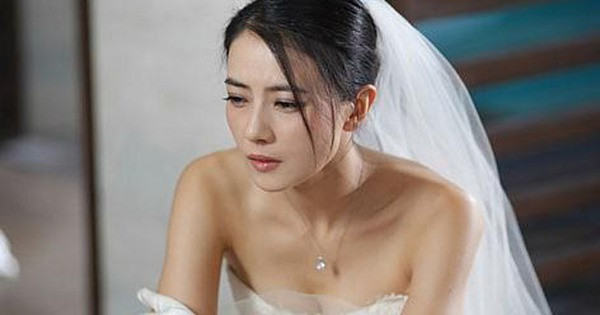 Co Dau Chet Lang Khi Biet Danh Tinh Co Gai Chong Dat Vao Dam Cuoi 807E4Bc556Cc45628472C3088A611E99 4