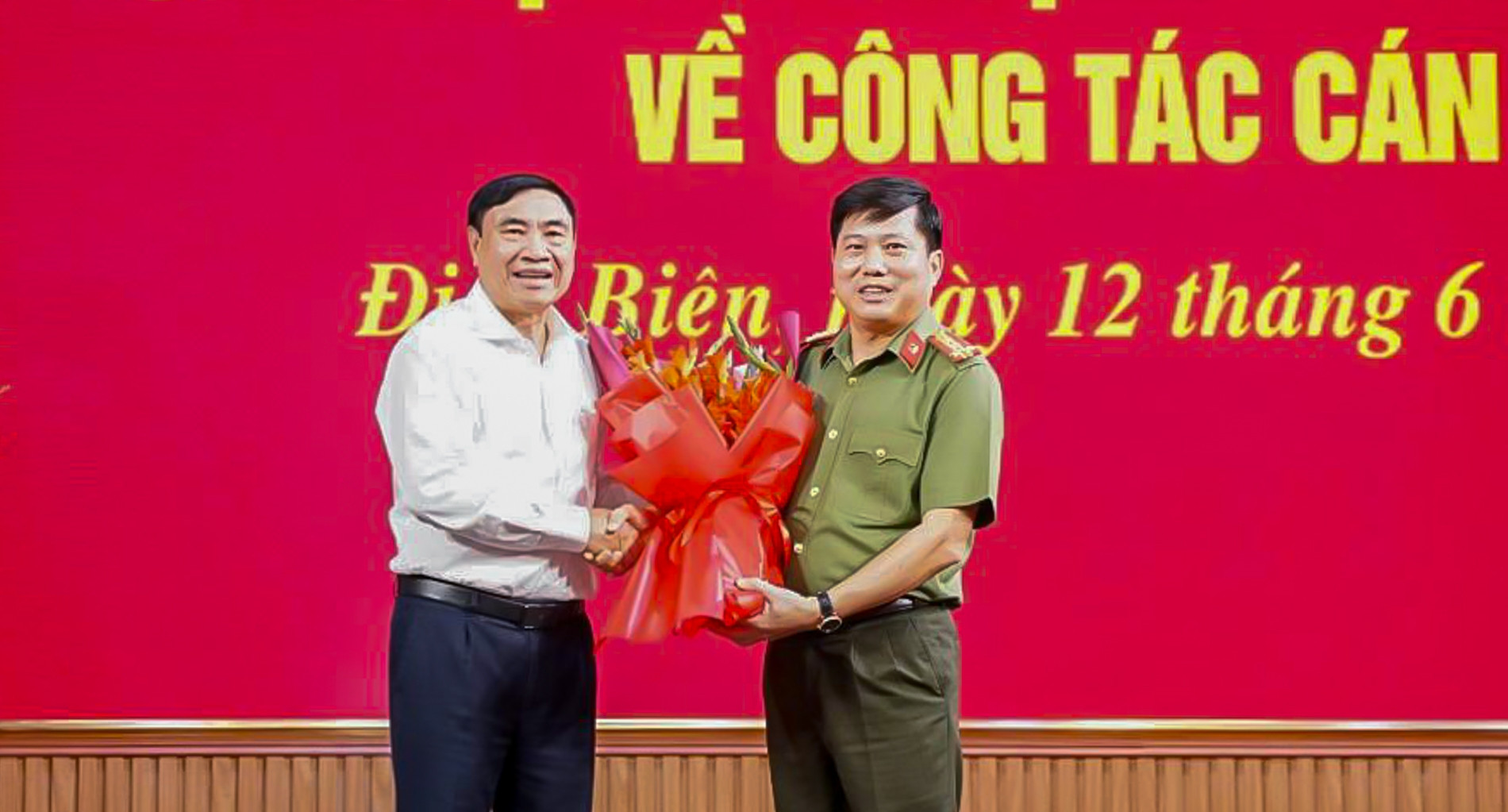 Dai Ta Vu Van Dau Lam Giam Doc Cong An Tinh Dien Bien 117220