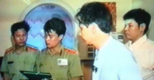 Khanh Trang Tu Dap Xich Lo Den Bang Dang Giang Ho Bac Nhat Ha Thanh 118562