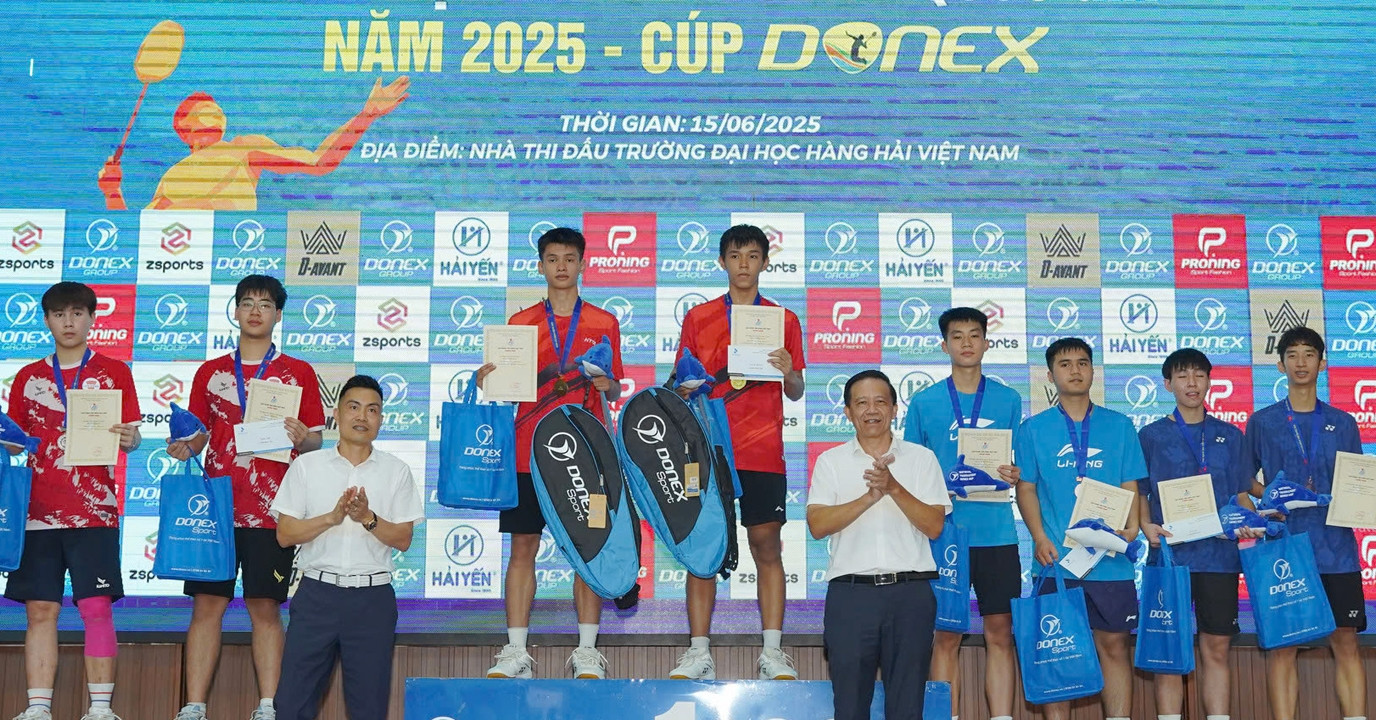 Lam Dong Vo Dich Giai Cau Long Tre Quoc Gia 2025 83931