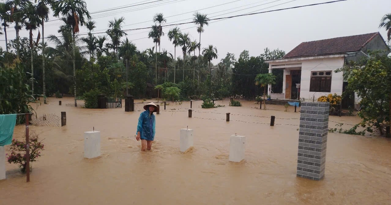Lu Tran Vao Trong Dem Nguoi Dan Thot Len Khong Kip Tro Tay 46088