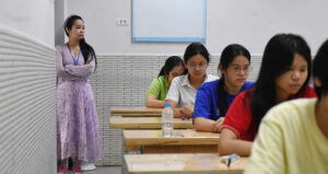 Mot Truong Thpt Chuyen O Ha Noi Lui Thoi Gian Cong Bo Diem Thi Lop 10 26175