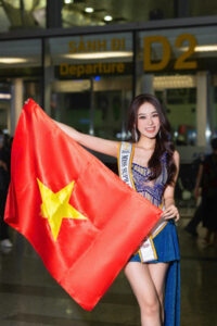 Nam Than My Nhan Viet San Sang Tham Chien O Dau Truong Quoc Te 8C2358Bcaff3455Fb925D002A95619B7 1427
