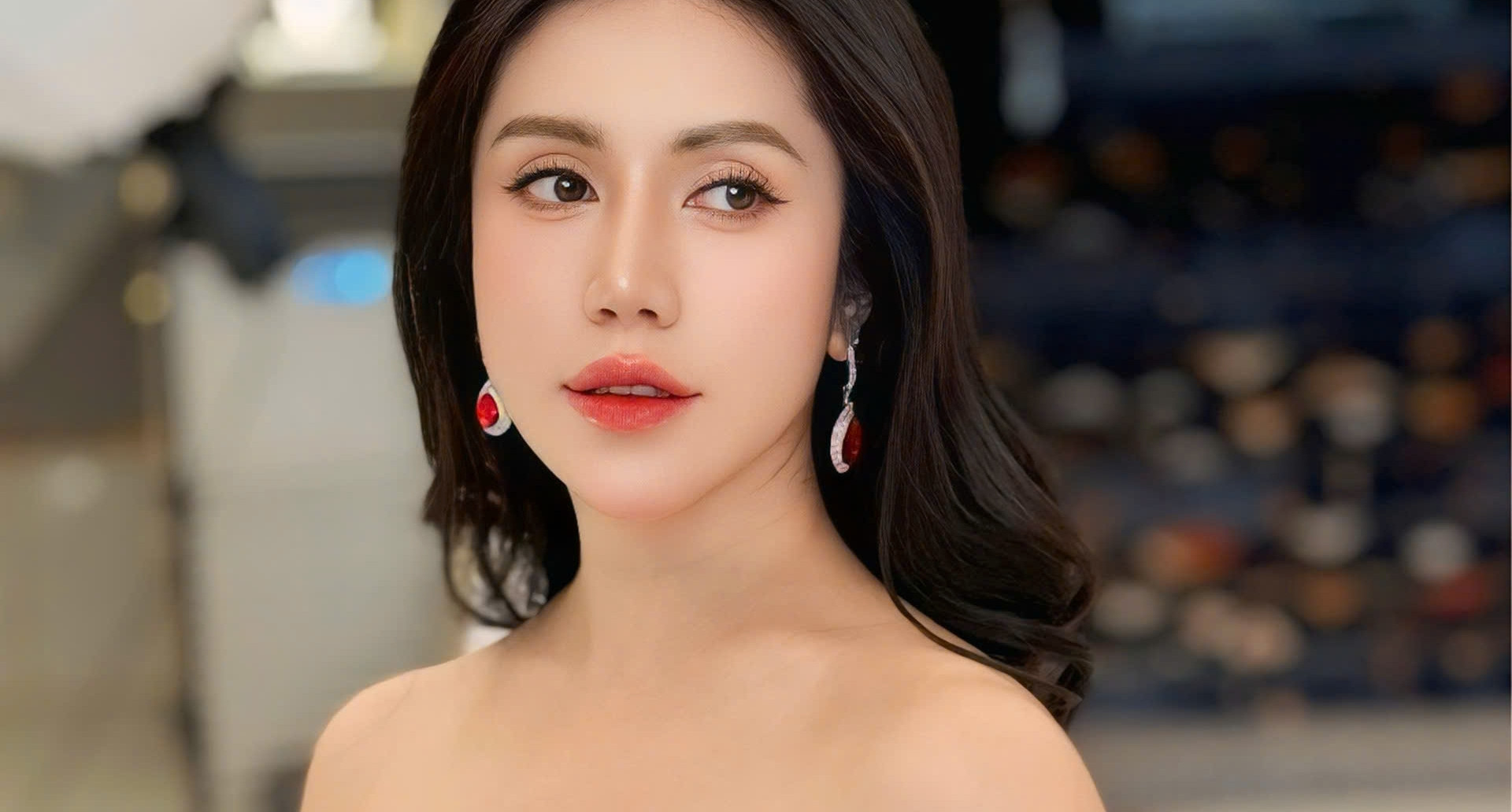 Noi Dau Cua Mc Hong Nhungva Hanh Trinh Truong Thanh Voi Biet Danh Nhung Luon 37985