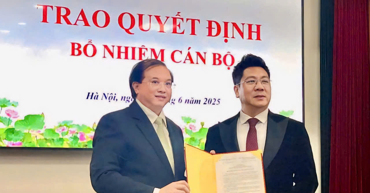 Nsnd Quoc Hung Lam Giam Doc Hoc Vien Am Nhac Quoc Gia Viet Nam 85524