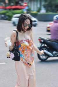 Nu Ca Si Que Thanh Hoa La Nguoi Tinh Am Nhac Cua Ha Anh Tuan Gay Choang Voi Gu Thoi Trang O Tuoi Tu