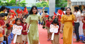 Quoc Hoi Thong Qua Luat Nha Giao Khong Cam Day Them Hoc Them 36910