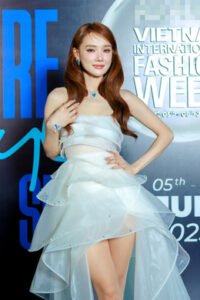 Sao Xau Sao Dep Co Dau Huong Lien Visual Dinh Chop Y Nhi Lo Than Hinh Gay Go 4D1E7Fd25655438Ea524659