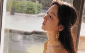 Gương mặt "nhả vía" giàu sang: 3 nét phúc đức ẩn mình, bạn có cái nào không? 2 screenshot 2026 04 11 at 175059 175117 1775913712048 1775913712388409978159 60 0 786 1162 crop 17759