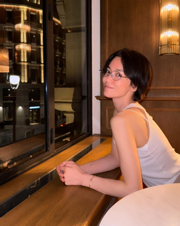 Song Hye Kyo Tu Dung Dang Anh Luc 4H Sang 7A1F044B3084488Eb6822207C7263358 1074