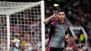 Tevez 17500353836451122447304 0 0 303 539 Crop 17500354714461258851830