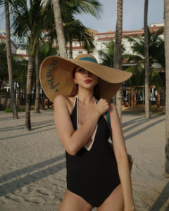 Thanh Hang Ha Ho Dien Ao Tam Mot Manh Van Goi Cam 0911B55D767749A988B04F516F2F13B0 714