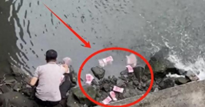 Tien Roi Day Mat Song Thanh Nien Xuong Vot 2 Tui To Va Su That Gay Ngo Ngang 98628