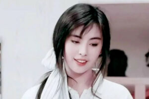 Tu Dai Hoa Dan Vuong To Hien Sau 20 Nam Song An Dat 1000