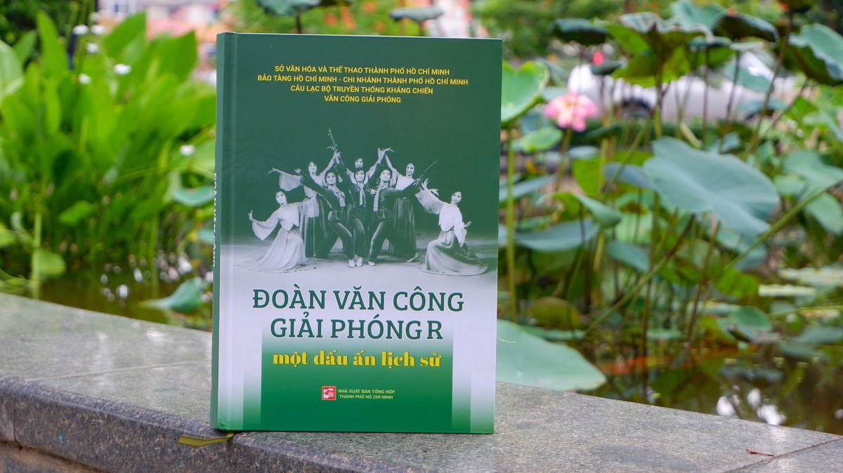 Van Cong R 175002753398293274537 201 0 1280 1920 Crop 1750027632638501821579