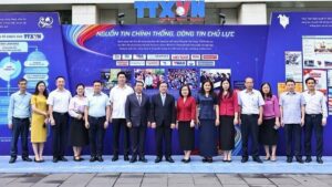 Vnapotalbantuyengiaovadanvantrunguongchucmungttxvnnhankyniem100Namngaybaochicachmangvietnam8096211 1