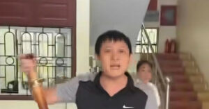 Vu Can Bo Xung May Tao Voi Dan Yeu Cau Xin Loi Nguoi Nop Thue 38661