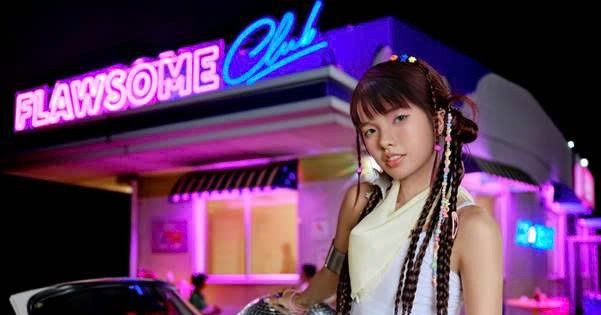 Zoe Nu Tan Binh Moi Ra Mat Lang Nhac Ra Mat Voi Ca Khuc Hit My Head 1458